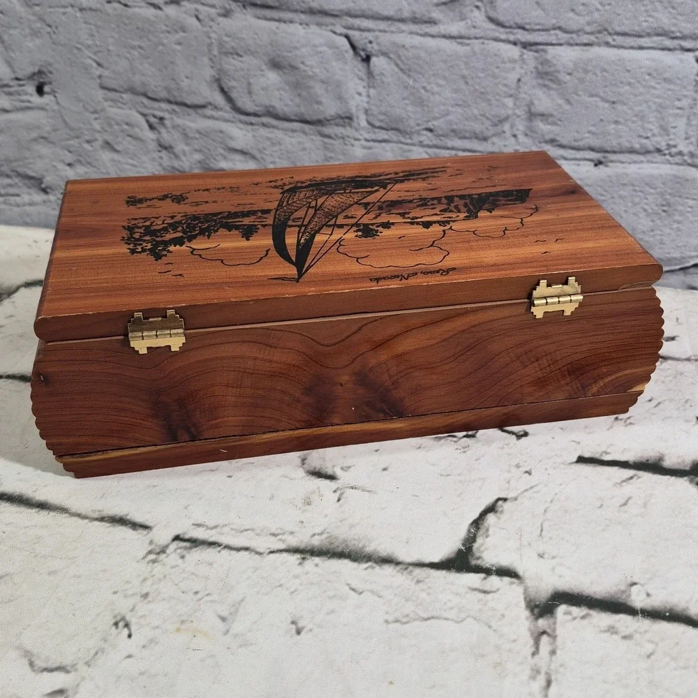 Vintage Cedar Wood Keepsake Trinket Box Sailboat Scene‎ Reno Nevada
